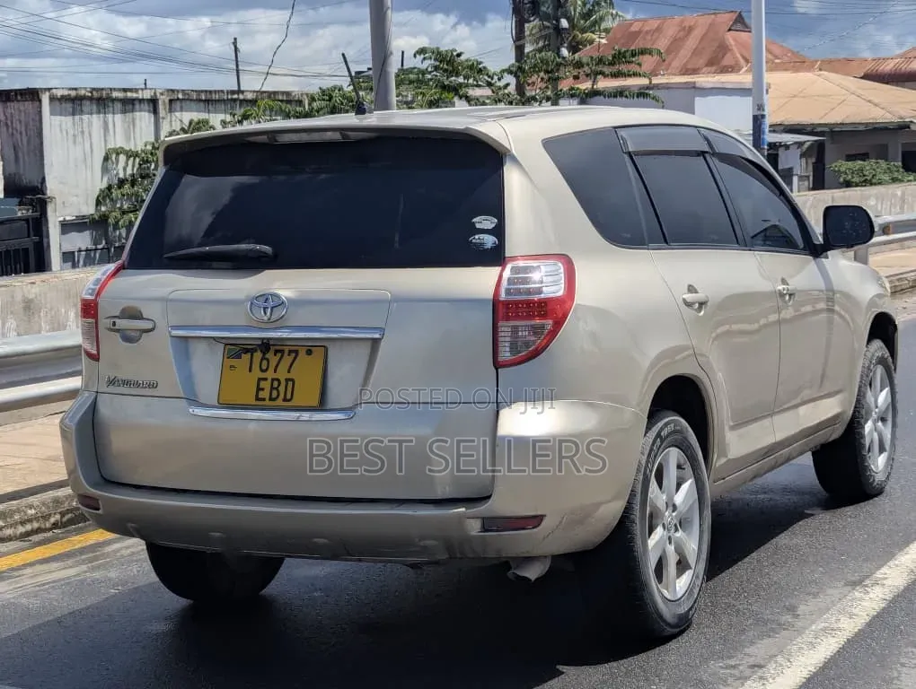 Toyota Vanguard 2008 Ivory