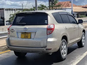 Toyota Vanguard 2008 Ivory