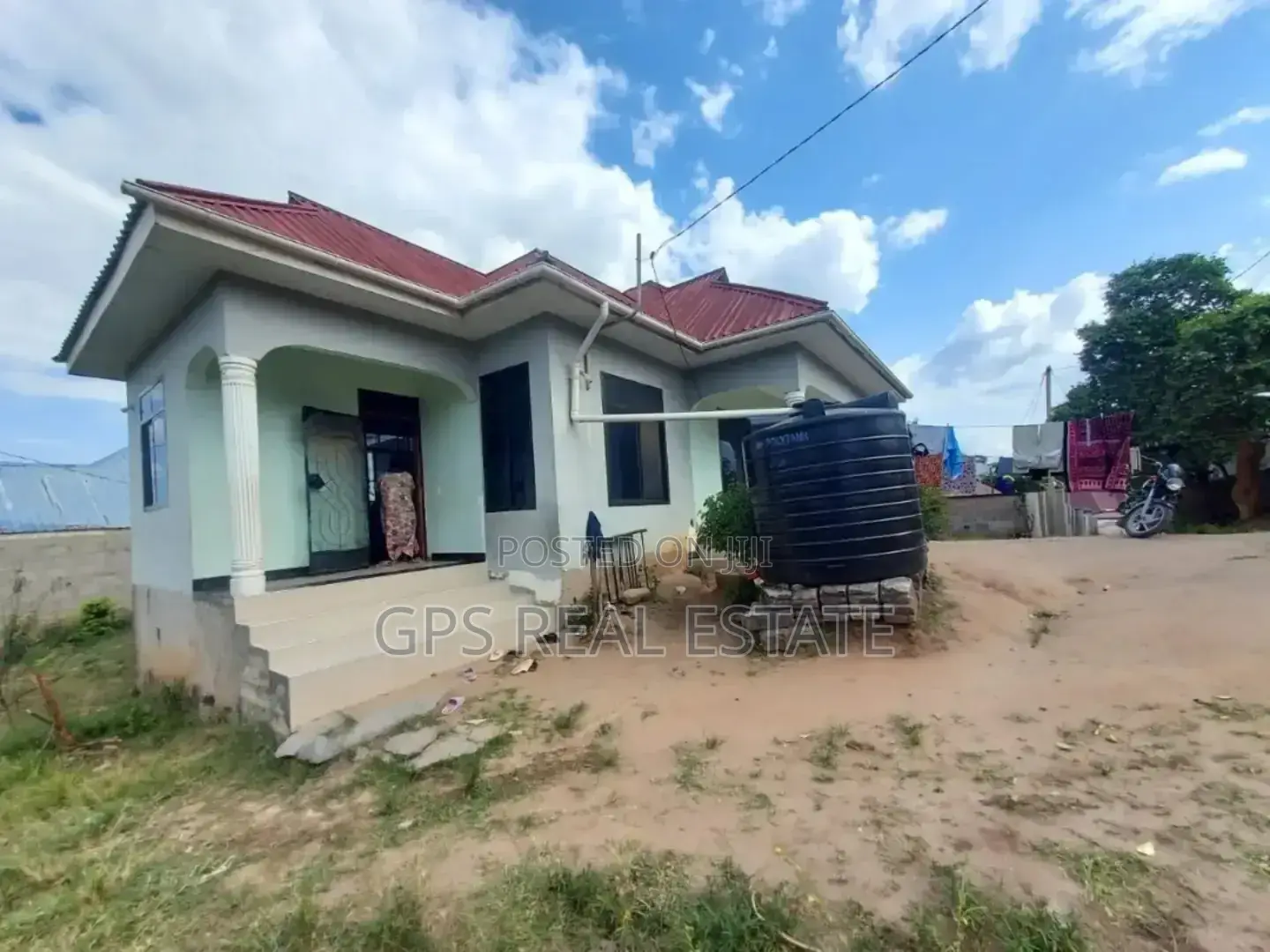 3bdrm House in Kwa Msuguri, Mbezi for sale