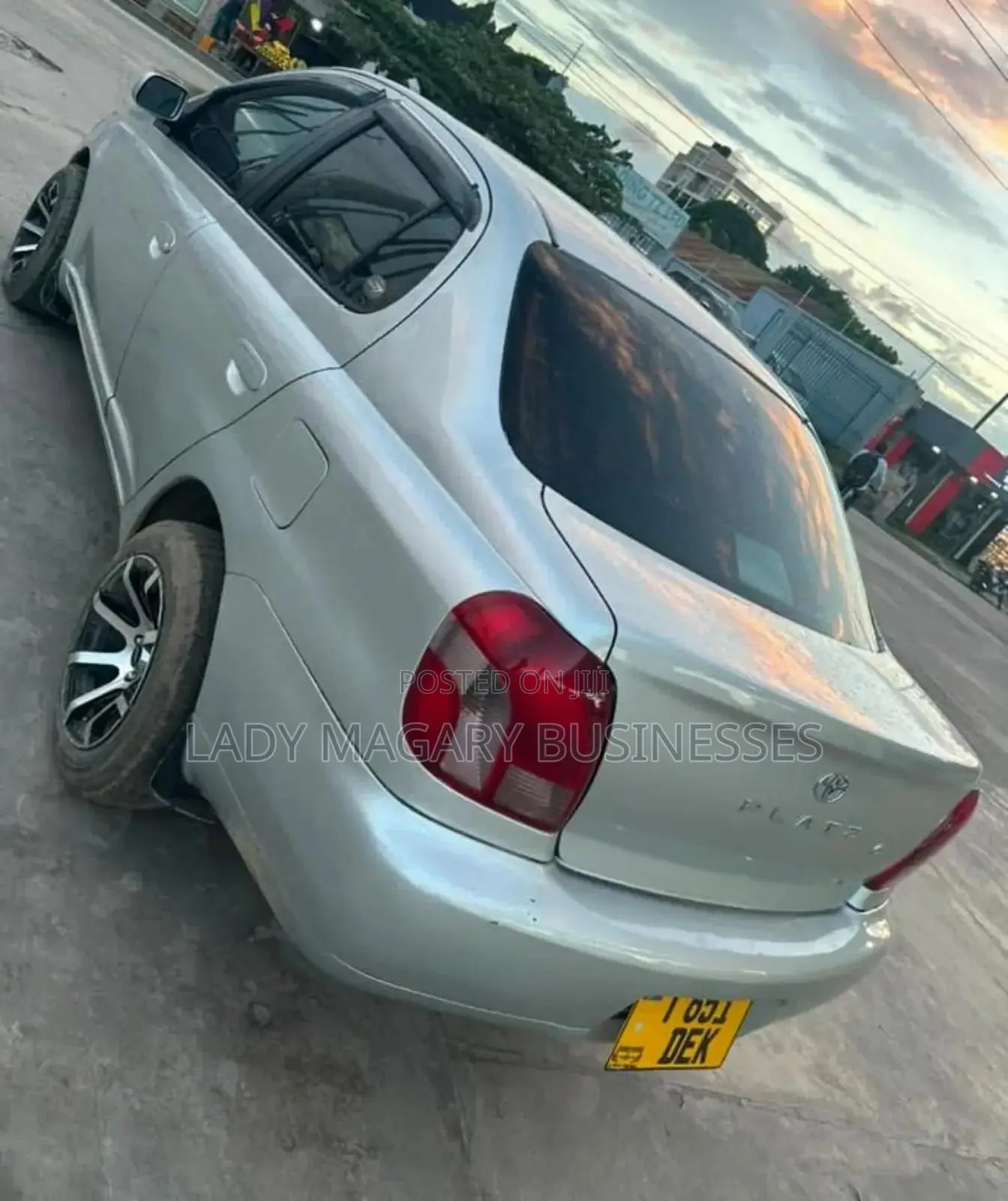 Toyota Platz 1.3 AWD 2001 Silver