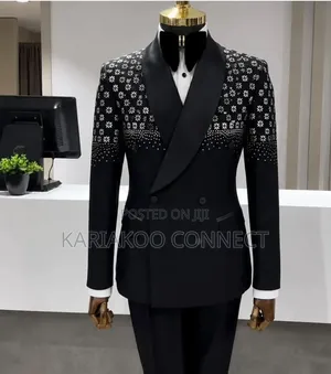 Amazing Gentlemen Wedding Suit