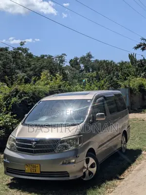Toyota Alphard 2.4 Petrol FWD 2004 Gold