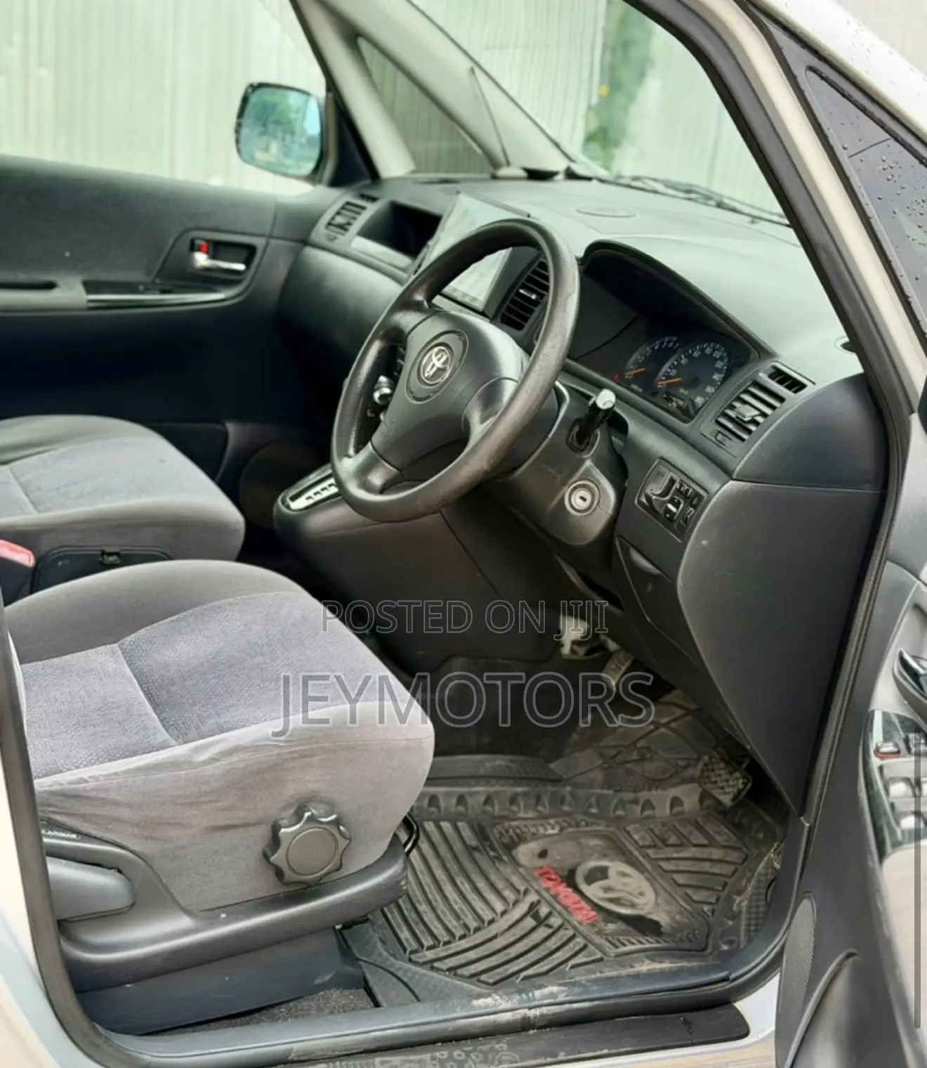 Toyota Corolla Spacio 2004 Silver