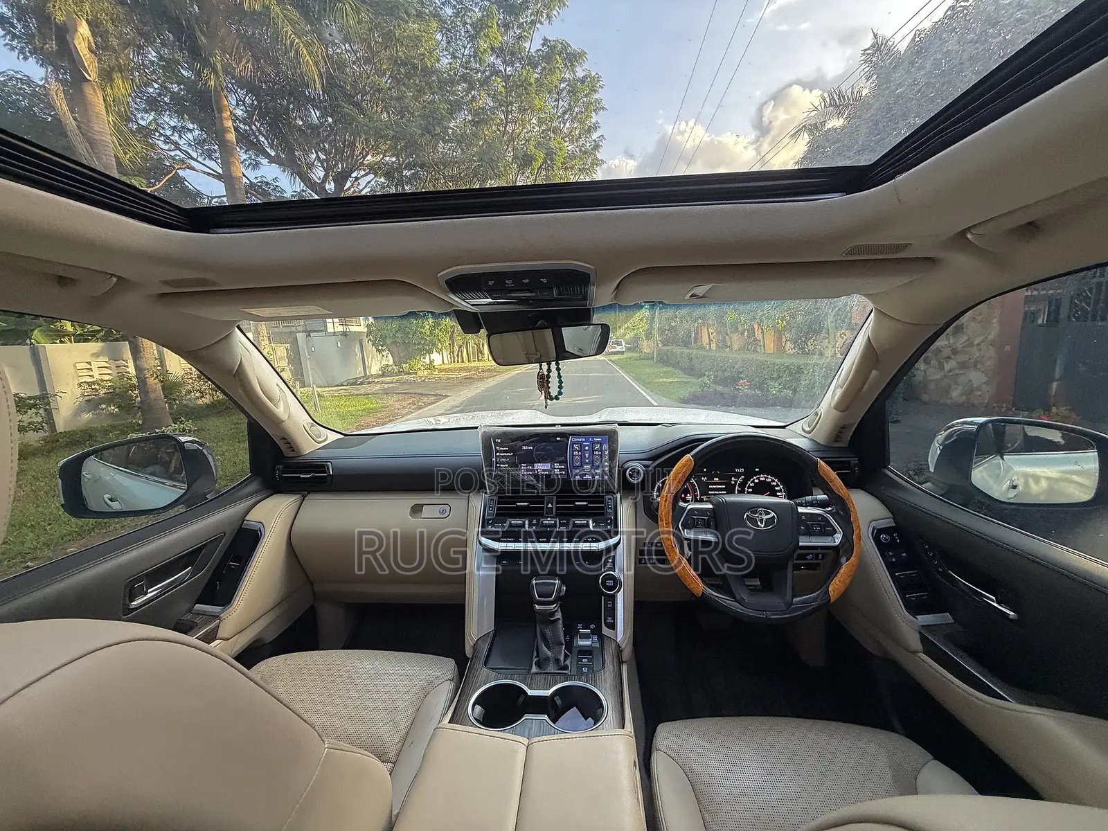 Toyota Land Cruiser 2023 White