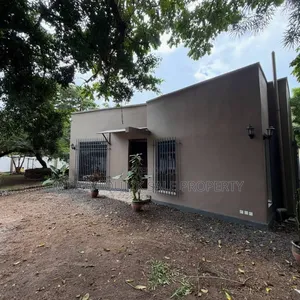 2bdrm House in Oyster Bay for rent