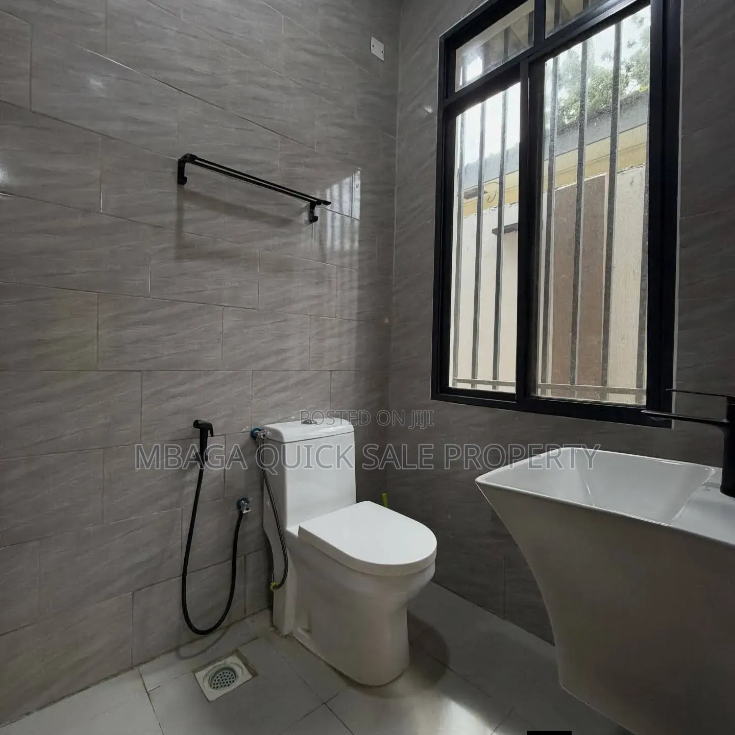 2bdrm House in Oyster Bay for rent