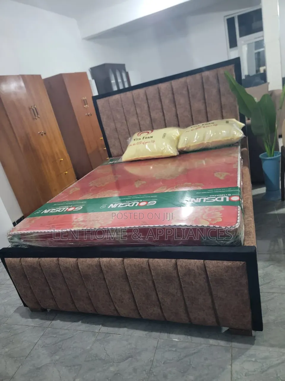 Kitanda Mninga Safi 5/6