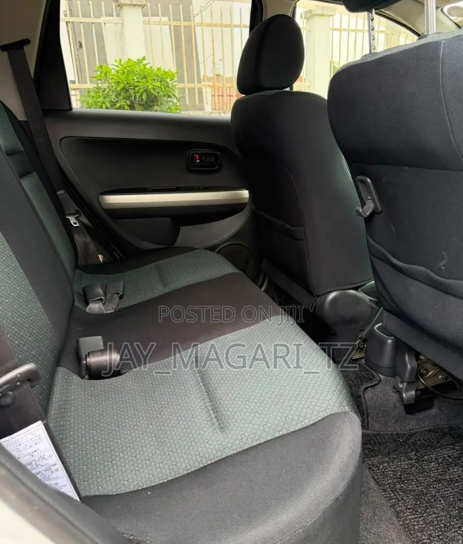 Toyota IST 2006 Silver