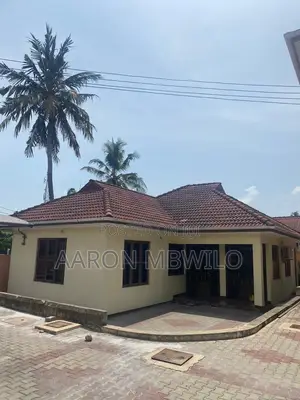 Furnished 3bdrm Apartment in Makumbusho, Kijitonyama for rent