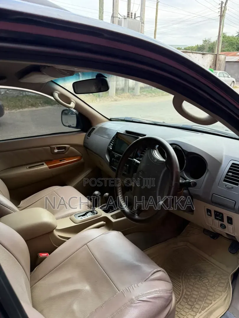 Toyota Fortuner 2008 Black