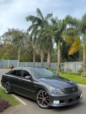 Toyota Crown 2007 Gray