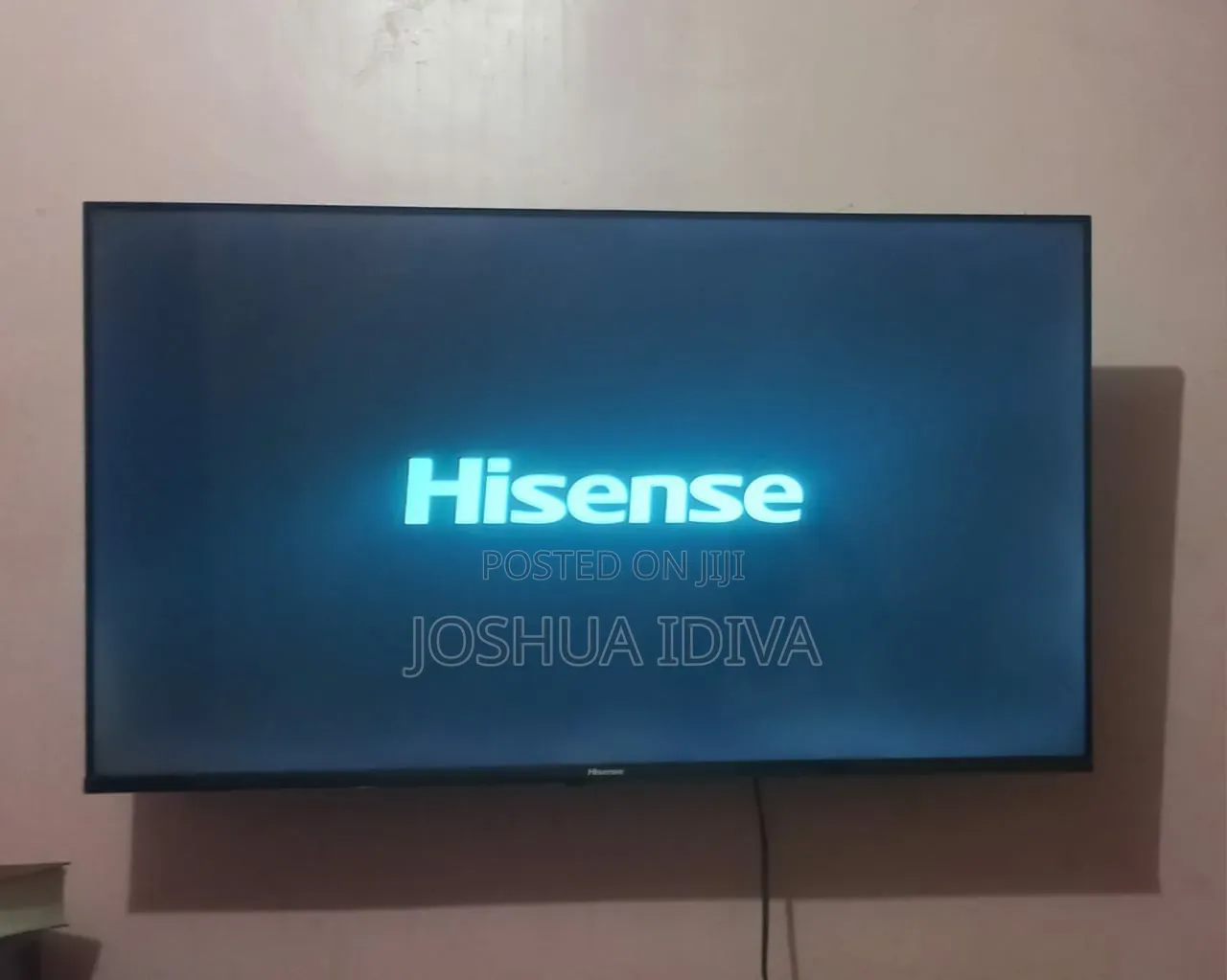 Hisense 43 inches TVs