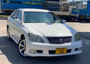 Toyota Crown 2007 White