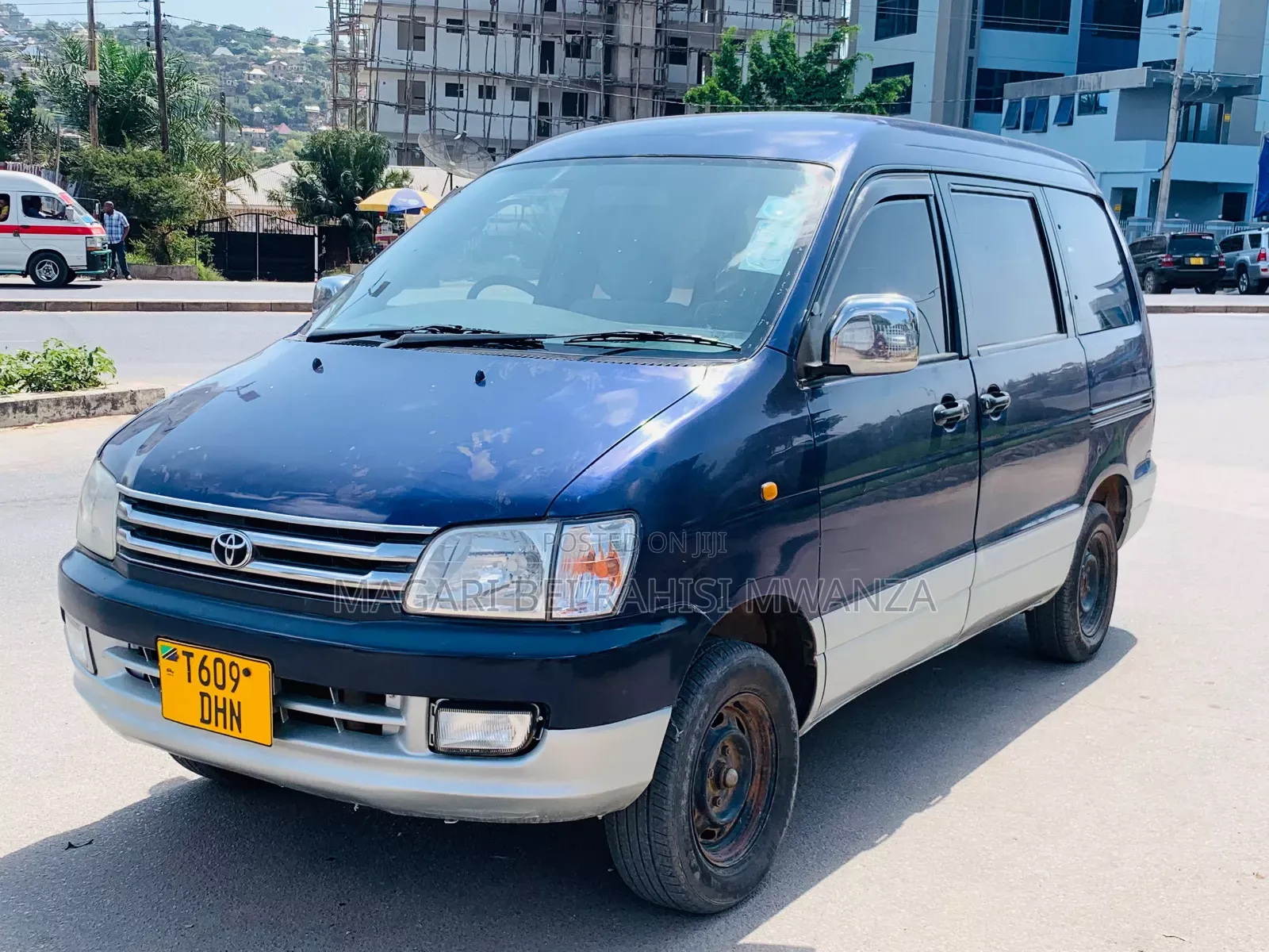 Toyota Noah 2005 Blue