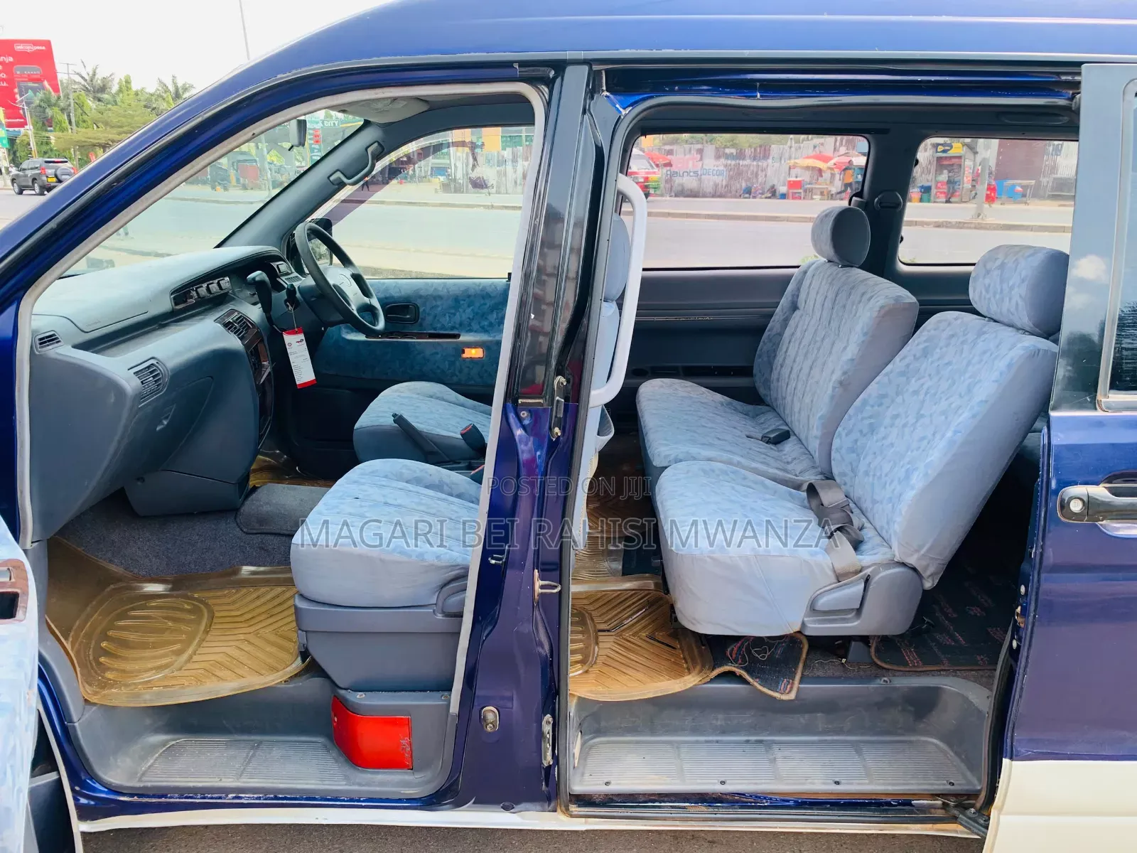 Toyota Noah 2005 Blue