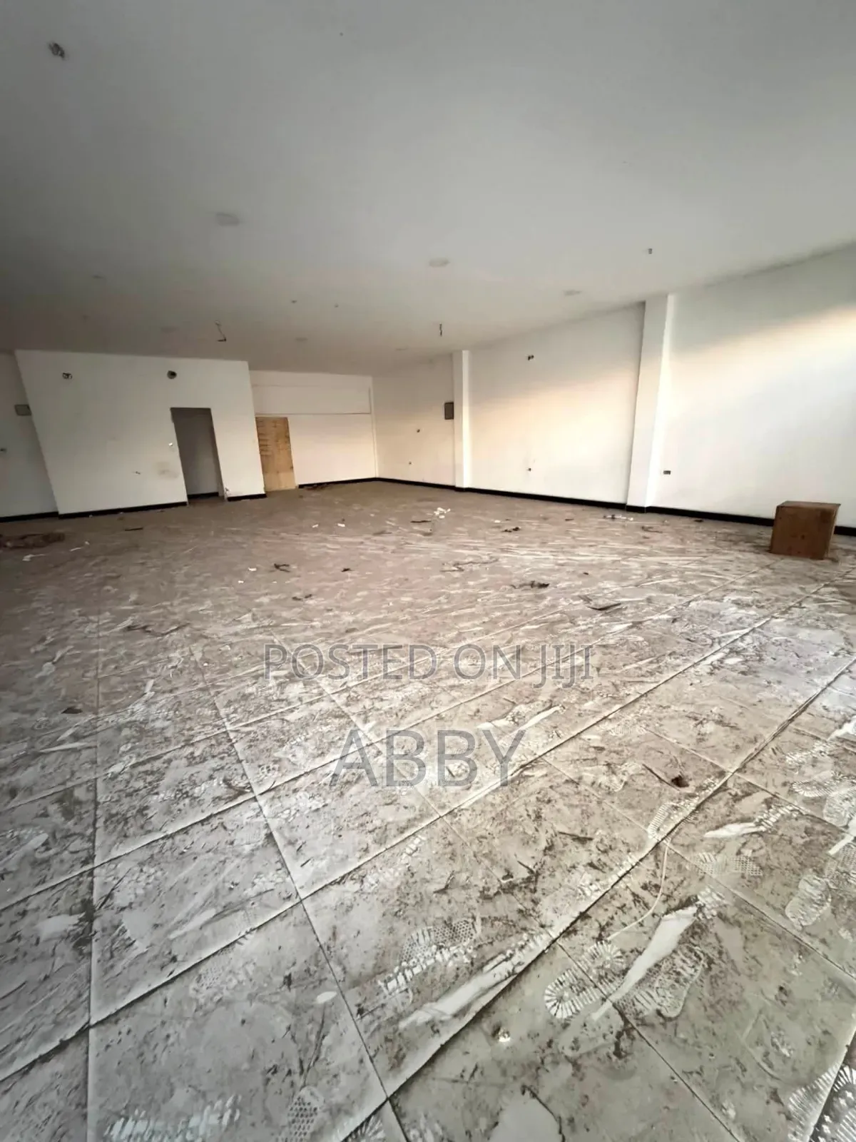 Prime Commercial Space for Rent