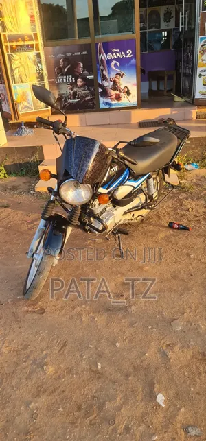 TVS HLX 125 2024 Black