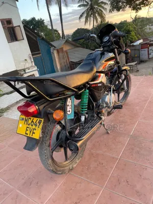 TVS Metro Plus 2025 Black