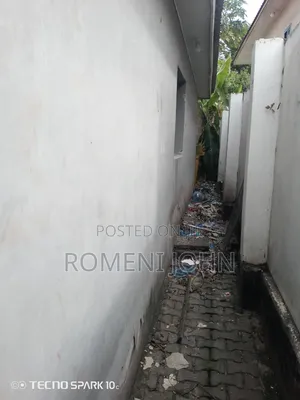7bdrm Apartment in Tanzania Daresalaam., Ilala for sale