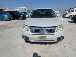 Subaru Forester 2.0D XS 2010 Pearl