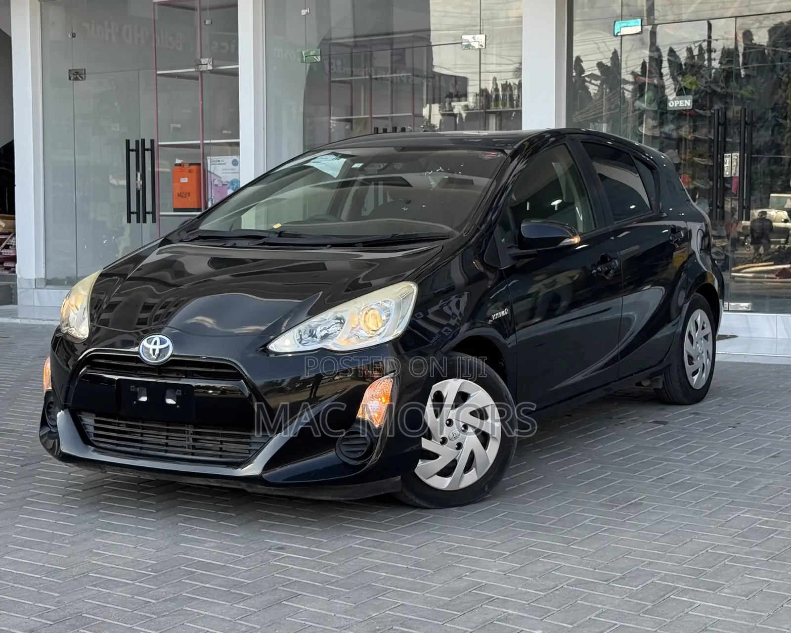 Toyota Aqua 2015 Black