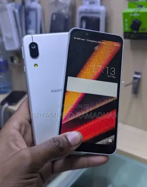 Sharp Aquos Sense 3 Basic SHV48 32 GB Black