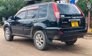 Nissan X-Trail 2004 Black
