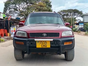 Toyota RAV4 1999 Red