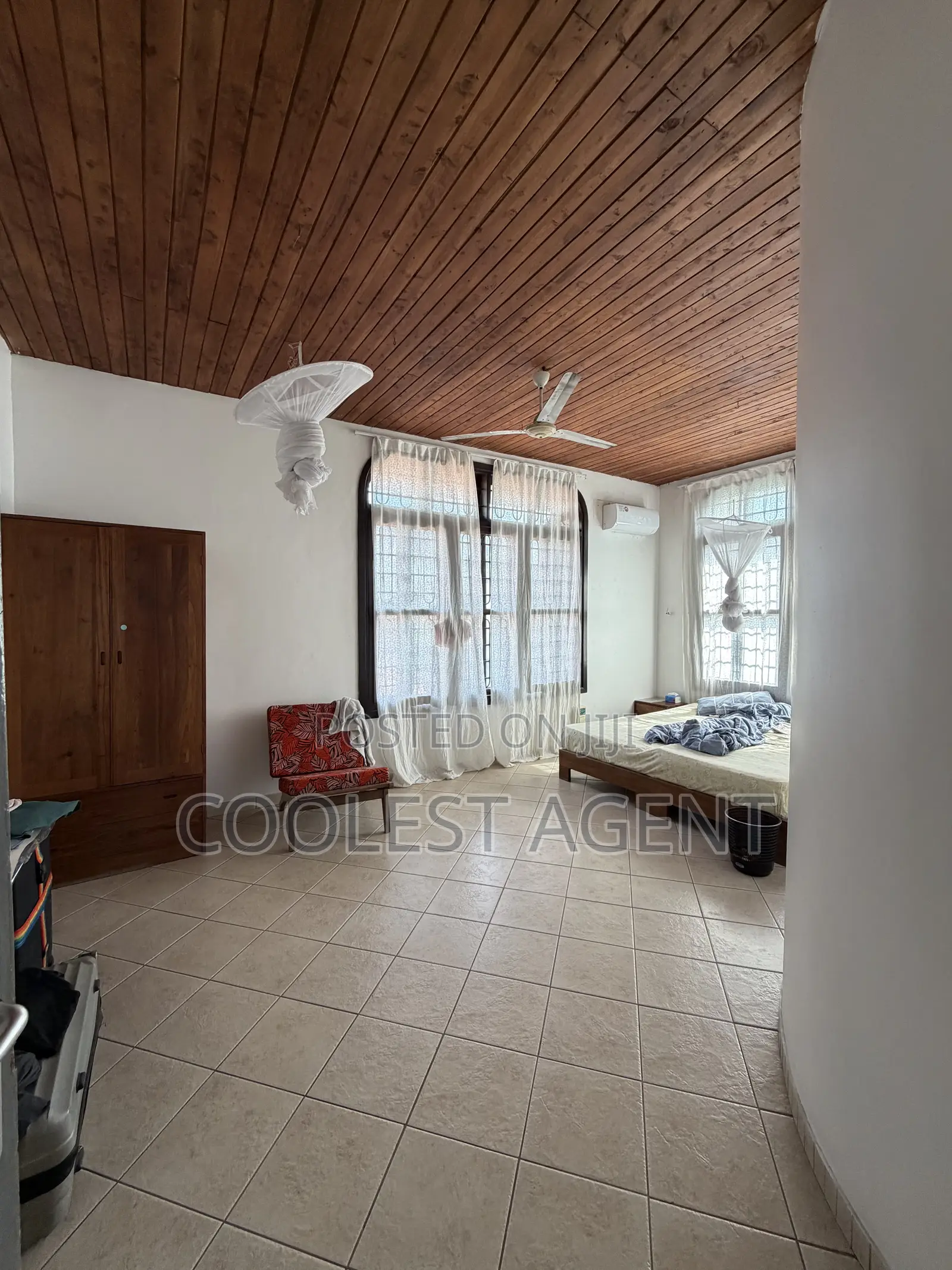 6bdrm Duplex in Coolest Estate, Kijitonyama for sale