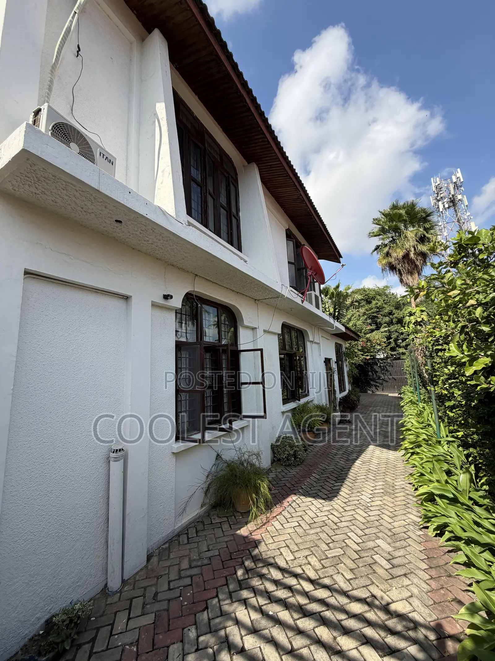 6bdrm Duplex in Coolest Estate, Kijitonyama for sale