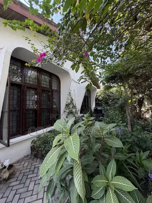 6bdrm Duplex in Coolest Estate, Kijitonyama for sale