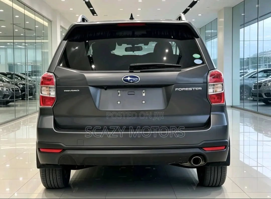 Subaru Forester 2017 Gray