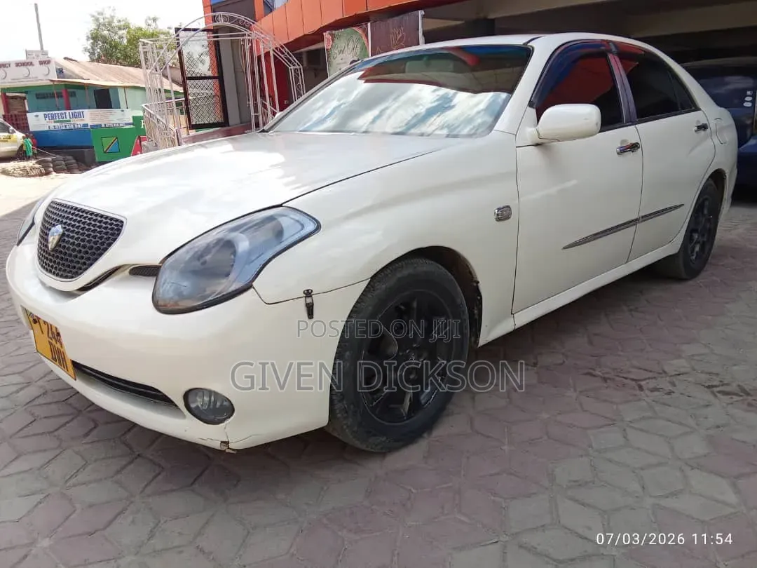 Toyota Verossa 2001 White