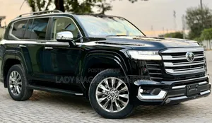 New Toyota Land Cruiser LC300 2025 Black
