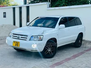 Toyota Kluger 2003 White