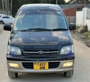 Toyota TownAce Noah 2000 Black