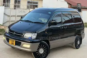 Toyota TownAce Noah 2000 Black