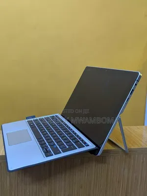 New Laptop Microsoft Surface 8GB Intel Core i5 SSD 256GB