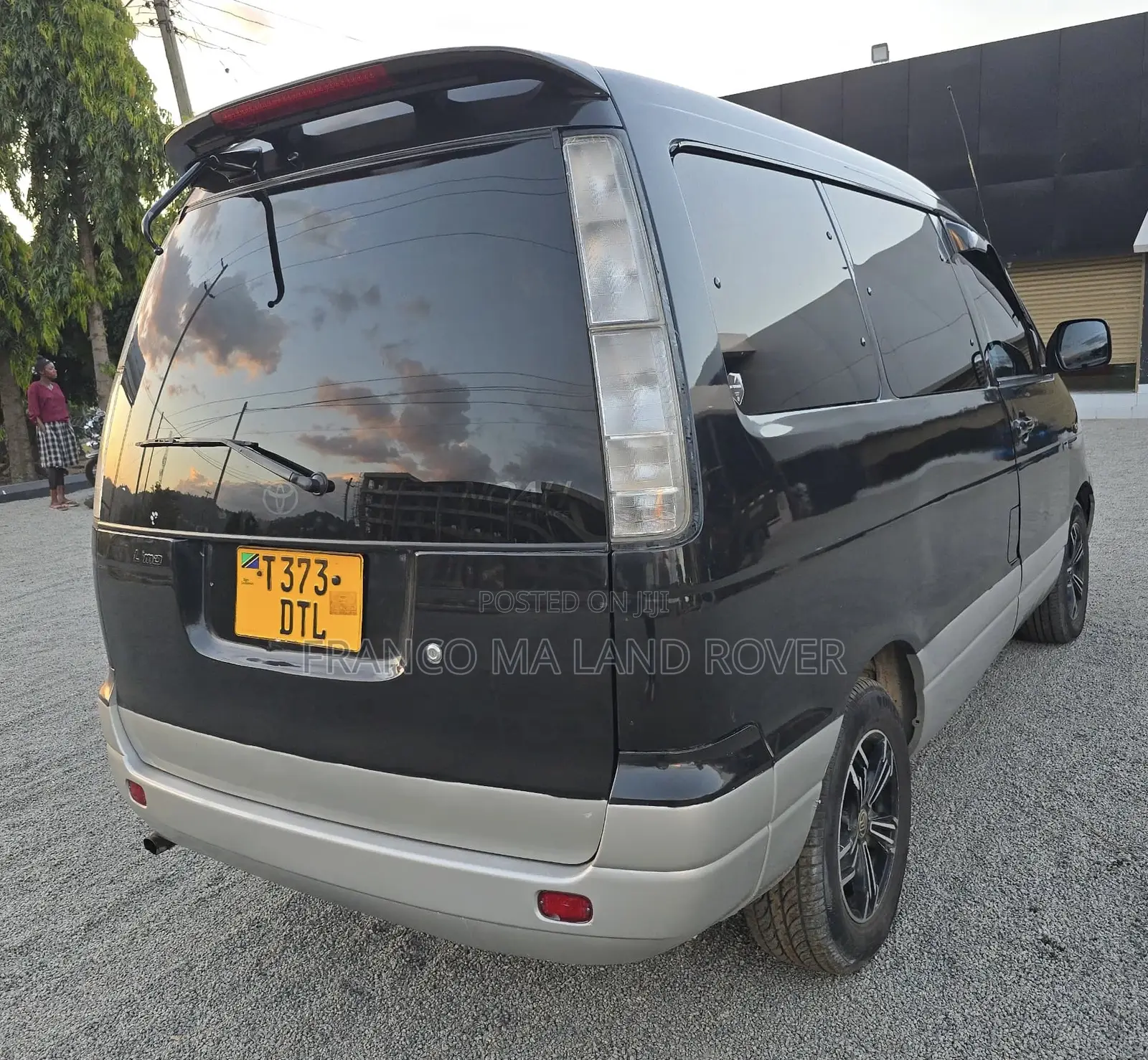 Toyota Noah 2004 Black