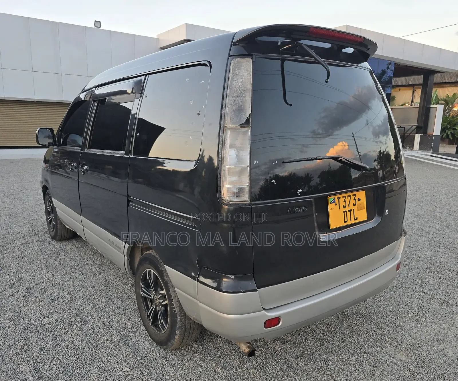 Toyota Noah 2004 Black