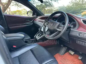 Toyota Harrier 2.0 2016 Pearl