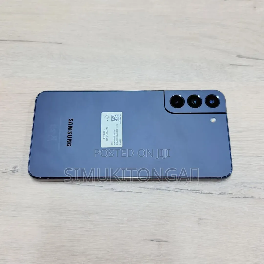New Samsung Galaxy S22+ 5G 256 GB