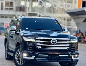 Toyota Land Cruiser 2023 Black