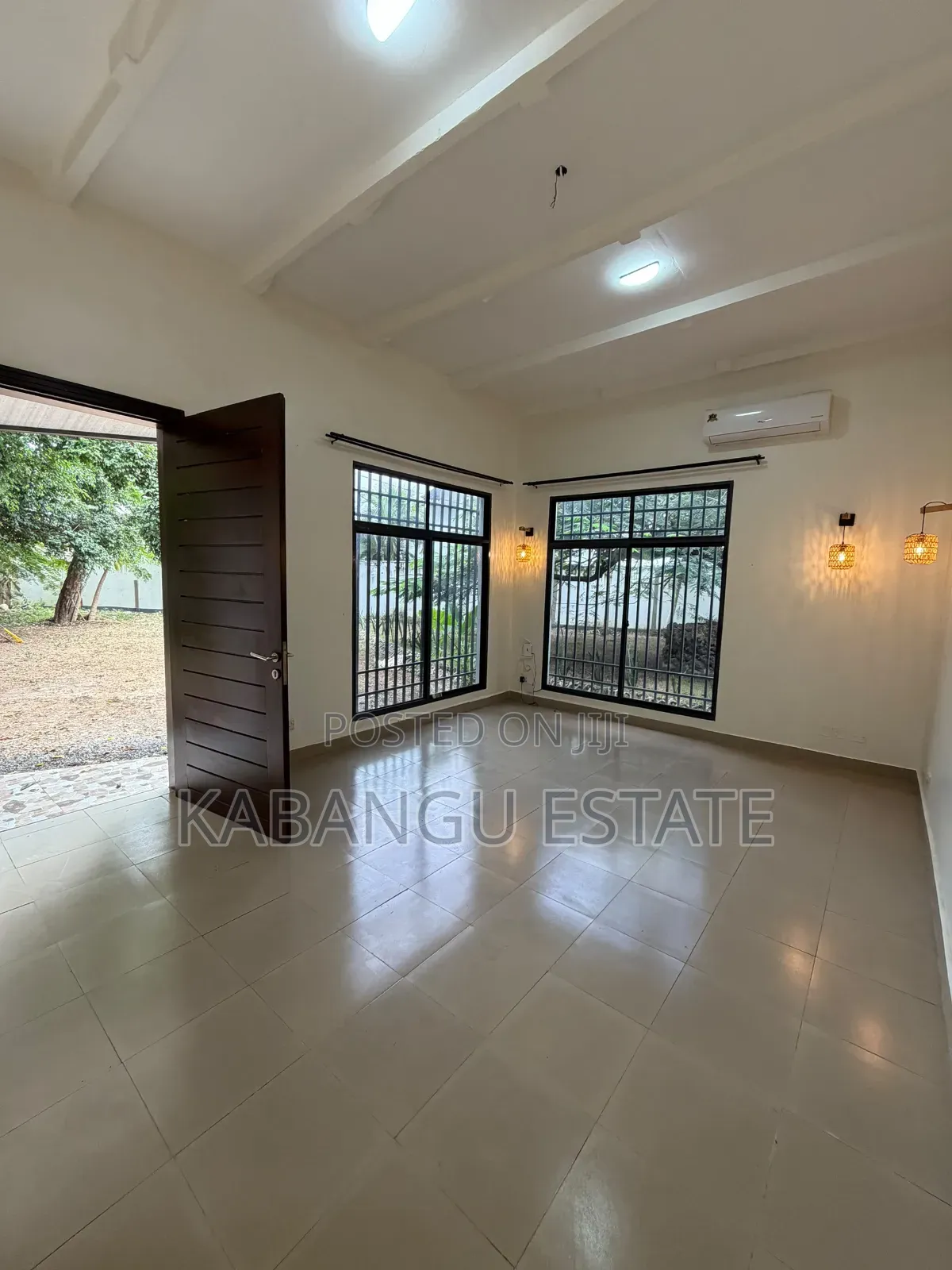 2bdrm Villa in Oyst2, Oyster Bay for rent
