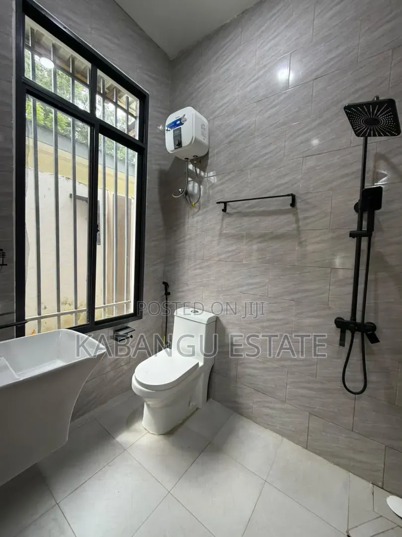 2bdrm Villa in Oyst2, Oyster Bay for rent
