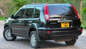 Nissan X-Trail 2006 Black