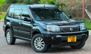 Nissan X-Trail 2006 Black
