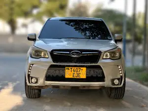 Subaru Forester 2012 White
