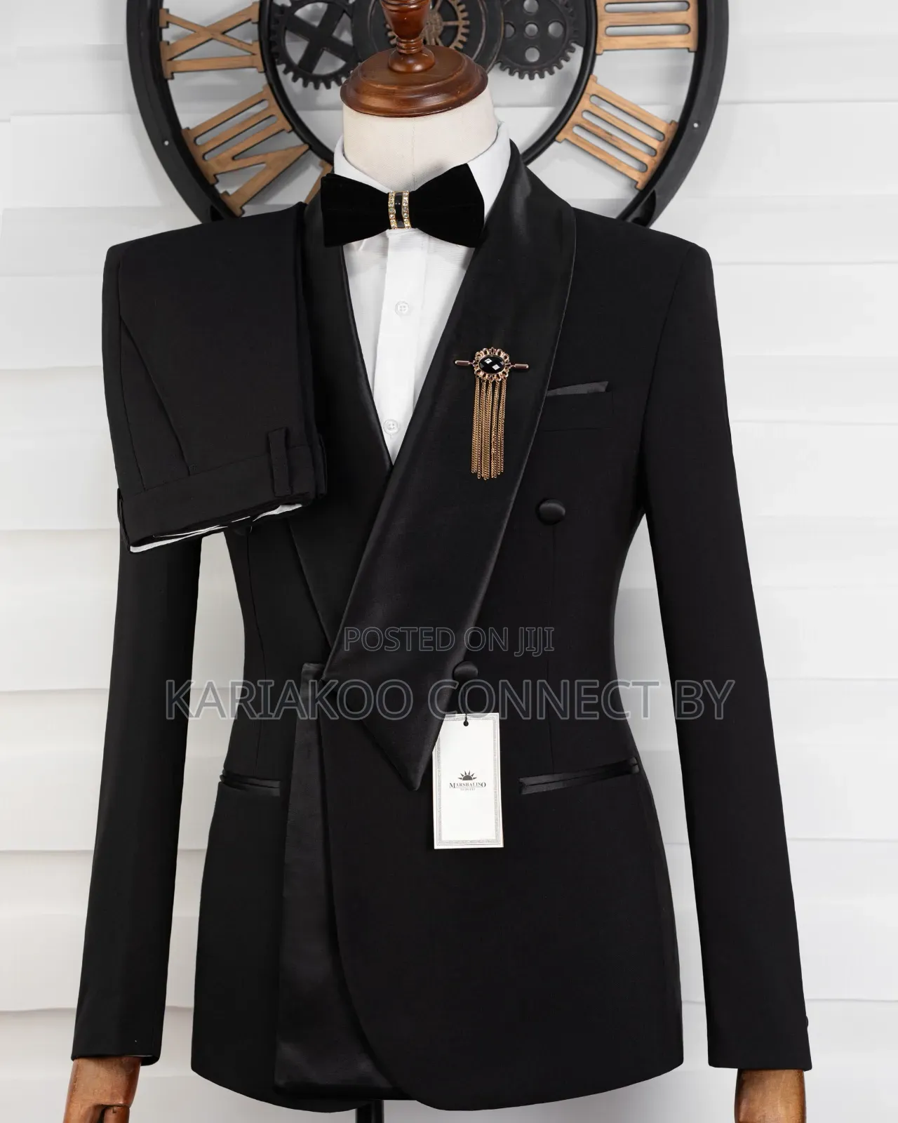 Exclusive Slim-Fit Double-Breasted Tuxedo Nyeusi