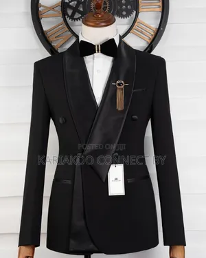 Exclusive Slim-Fit Double-Breasted Tuxedo Nyeusi